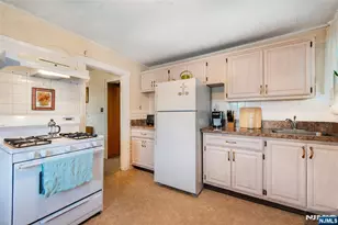 151 4th Ave, Hawthorne, NJ 07506 - Photo 26