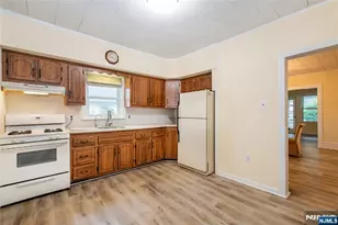 151 4th Ave, Hawthorne, NJ 07506 - Photo 14