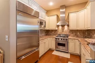 4102 Piermont Rd, Tenafly, NJ 07670 - Photo 12