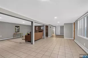 475 Rifle Camp Rd, Woodland Park, NJ 07424 - Photo 20