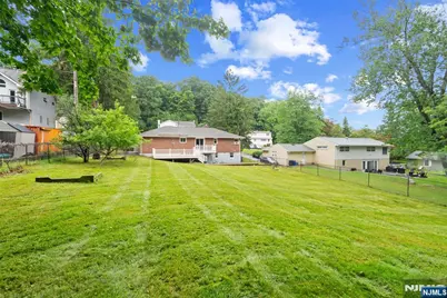 475 Rifle Camp Road, Woodland Park, NJ 07424 - Photo 26