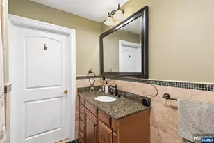 118 Howard Ave, Rochelle Park Township, NJ 07662 - Photo 22