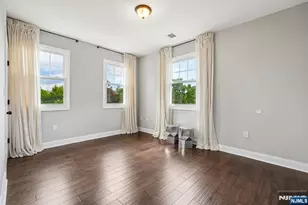53 Dohrman Ave, Teaneck Township, NJ 07666 - Photo 10