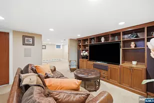 283 Highwood, Ridgewood, NJ 07450 - Photo 32