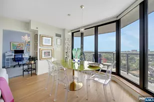 900 Palisade Ave 17C, Fort Lee, NJ 07024 - Photo 18
