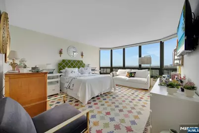 900 Palisade Avenue 17C #17C, Fort Lee, NJ 07024 - Photo 26