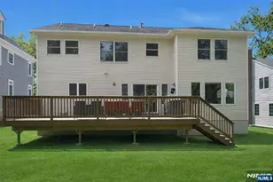 741 Washburn St, Teaneck Township, NJ 07666 - Photo 24