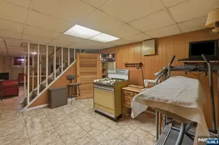 183 Lee St, Elmwood Park, NJ 07407 - Photo 40