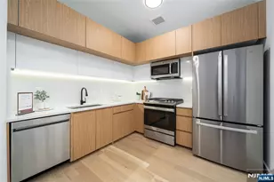 649 38th Street 502, Union City, NJ 07087 - Photo 6