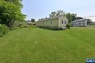 173 Walnut St, Northvale, NJ 07647 - Photo 20