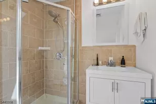 129 Claremont Ave 2, Montclair, NJ 07042 - Photo 22