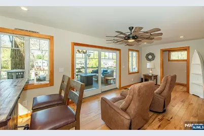 393 Lakeview Avenue, Ringwood, NJ 07456 - Photo 16