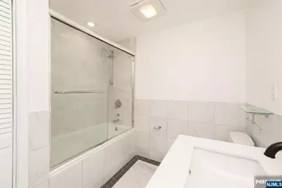 771 Summer Avenue 1A #1A, Newark, NJ 07104 - Photo 20