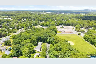 28 Delbrook Road, Parsippany, NJ 07950 - Photo 42