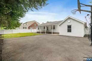 55 14th Ave, Elmwood Park, NJ 07407 - Photo 22