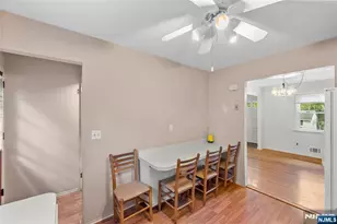 33 Walter Dr, Bloomingdale, NJ 07403 - Photo 16