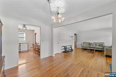 33 Walter Drive, Bloomingdale, NJ 07403 - Photo 14