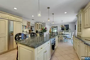 63 Pleasant Ave, Upper Saddle River, NJ 07458 - Photo 14