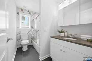 77 Chestnut St, Lodi, NJ 07644 - Photo 28