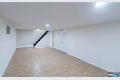 218 Riverview Avenue, North Arlington, NJ 07031 - Photo 16