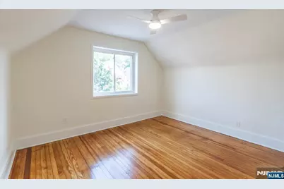 218 Riverview Avenue, North Arlington, NJ 07031 - Photo 12