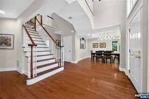10 Camlet Ct 9010, Roseland, NJ 07068 - Photo 2