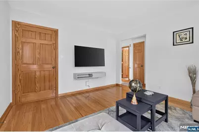 4 Howard Avenue, Clifton, NJ 07013 - Photo 4