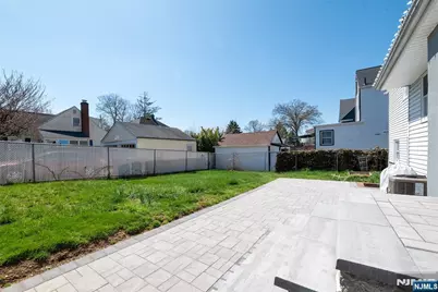 136 E Clinton Avenue, Bergenfield, NJ 07621 - Photo 30