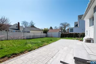 136 E Clinton Ave, Bergenfield, NJ 07621 - Photo 30
