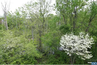 335 Linden Street, Mahwah, NJ 07430 - Photo 14
