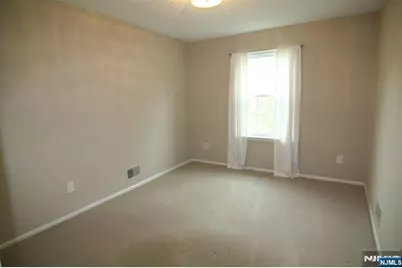 335 Linden Street, Mahwah, NJ 07430 - Photo 10