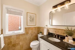 335 Riverdale Dr, Fort Lee, NJ 07024 - Photo 26