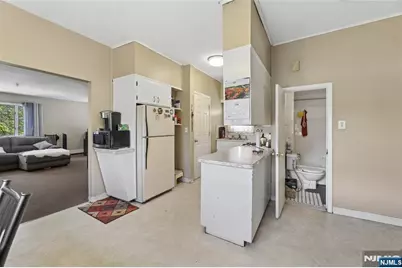 360 Rutherford Boulevard, Clifton, NJ 07014 - Photo 4