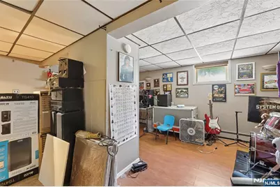 360 Rutherford Boulevard, Clifton, NJ 07014 - Photo 30