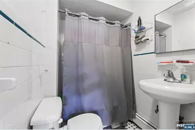 360 Rutherford Boulevard, Clifton, NJ 07014 - Photo 18