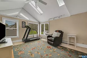 1 Buena Vista Ave, Hawthorne, NJ 07506 - Photo 20