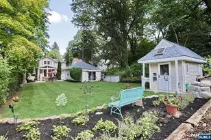14 Sterling Pl, Glen Rock, NJ 07452 - Photo 4