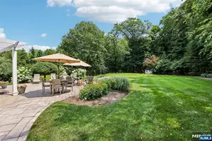 18 Roxbury Downs, Upper Saddle River, NJ 07458 - Photo 4