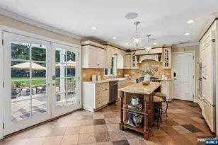 18 Roxbury Downs, Upper Saddle River, NJ 07458 - Photo 16