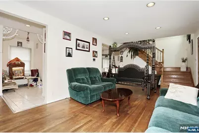 703 Chadwick Drive, Paramus, NJ 07652 - Photo 6