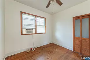 33 Butler St, Clifton, NJ 07011 - Photo 10