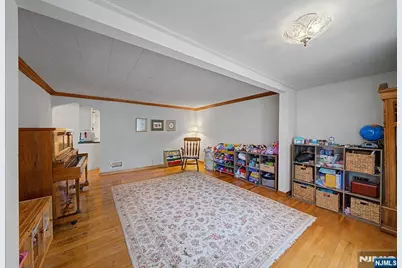 131 18th Avenue, Elmwood Park, NJ 07407 - Photo 6