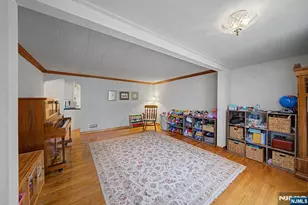 131 18th Ave, Elmwood Park, NJ 07407 - Photo 6