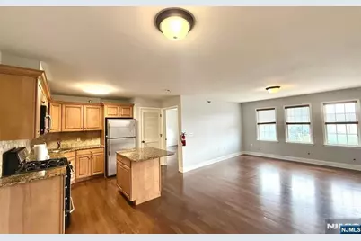 270 Grand Avenue 4C #4C, Palisades Park, NJ 07650 - Photo 10