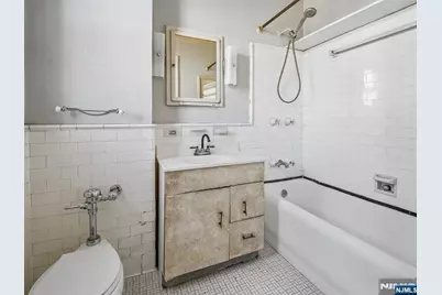 375 Mount Prospect 6Ae #6AE, Newark, NJ 07104 - Photo 14
