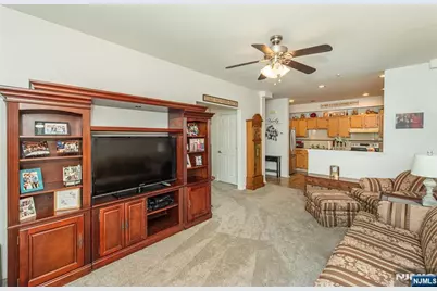 6104 Richmond Road, West Milford, NJ 07480 - Photo 14