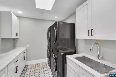 11 Green Way, Old Tappan, NJ 07675 - Photo 32