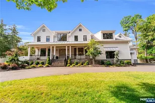 11 Green Way, Old Tappan, NJ 07675 - Photo 2