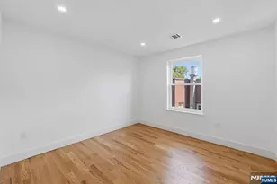 130 N 17th, East Orange, NJ 07017 - Photo 32
