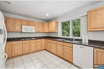 54 Church Lane, Wayne, NJ 07470 - Photo 18